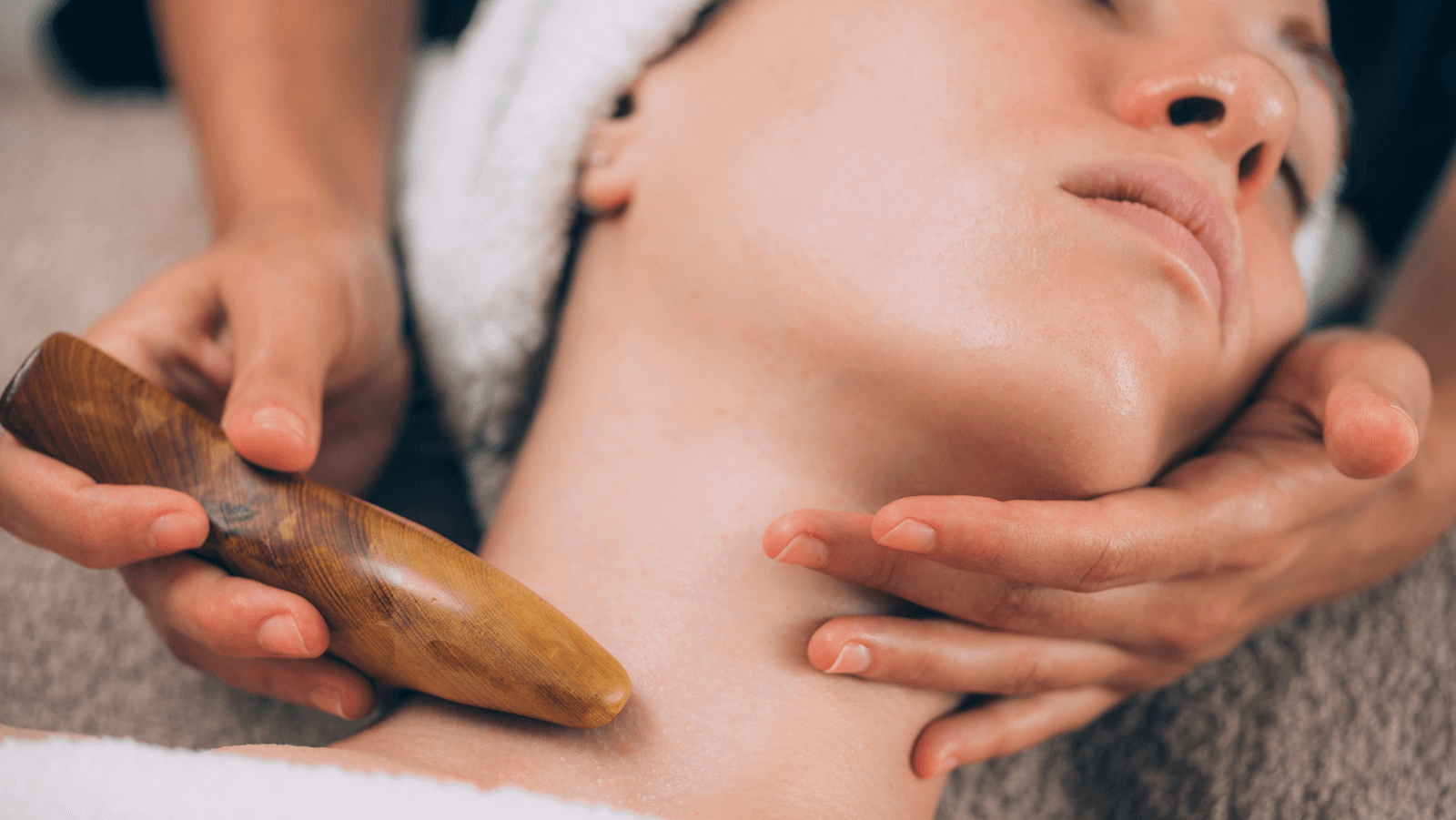 Massage madérothérapie pour le remodelage naturel de la silhouette
